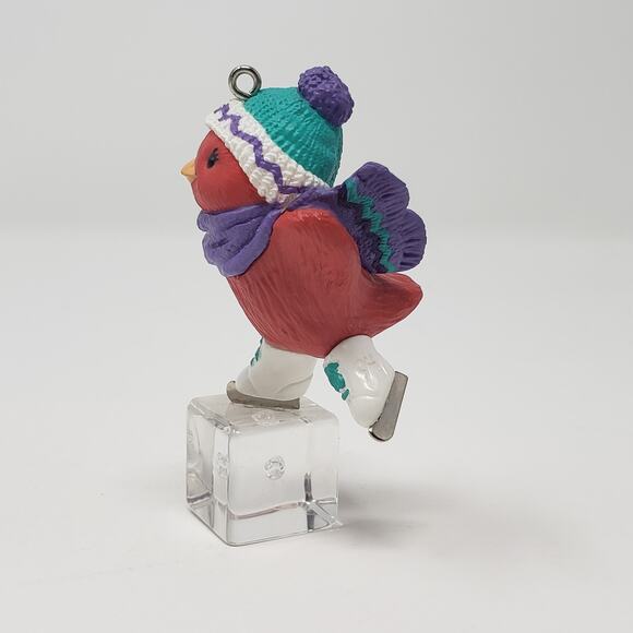 1994 Hallmark Ice Show Handcrafted Keepsake Christmas Holiday Ornament - Picture 5 of 8